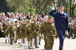 Росія планує до 2020 року набрати мільйон дітей до військової організації «Юнармія» – ЗМІ