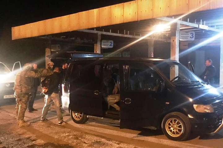 Одеські правоохоронці затримали двох чоловіків, які вербували жінок у сексуальне рабство