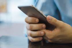 В Євросоюзі обмежили вартість телефонних дзвінків і SMS