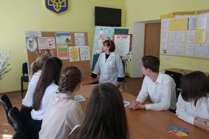 В одеських школах проводять інформаційні заходи щодо збереження та зміцнення здоров'я