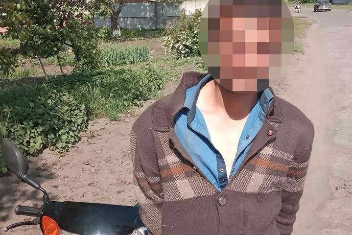 Любашівські правоохоронці оперативно затримали зловмисника на краденому мопеді