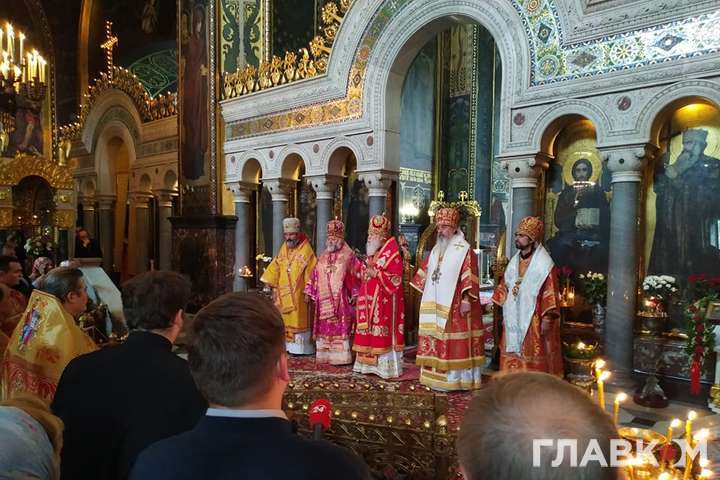 Будемо і надалі боротися за Українську незалежну церкву - Філарет