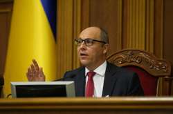 Андрій Парубій заявив, що спроба заборонити підписання «мовного» закону є спробою проросійського реваншу