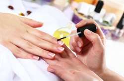 Исследование: воздух в маникюрных салонах насыщен веществами, ведущими к развитию рака
