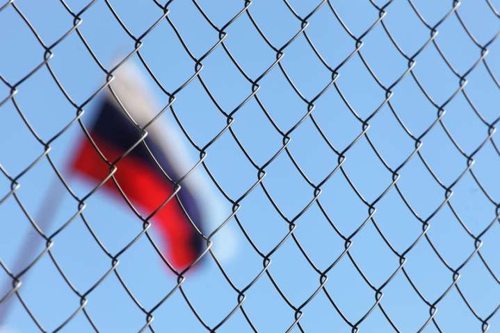 Україна вводить спецмито на всі товари з Росії