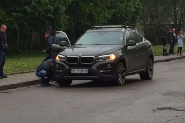 У Львові підірвали авто місцевого бізнесмена