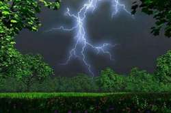 Сильні грози і вітер накриють Україну: прогноз погоди на 16 травня