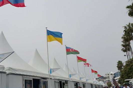 В українському павільйоні у Каннах відвідувачі можуть ознайомитися з кіноринком нашої країни - На Каннському кінофестивалі запрацював український павільйон