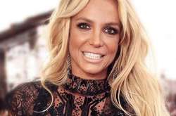 Бритни Спирс не вернется на сцену из-за болезни – продюсер певицы