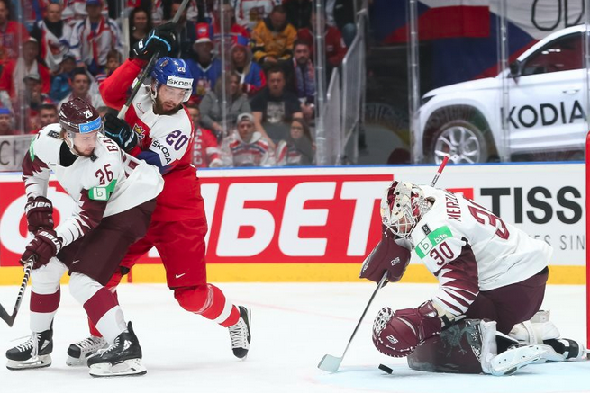 Чехія здобула бойову перемогу з 0:2 над Латвією на чемпіонаті світу з хокею