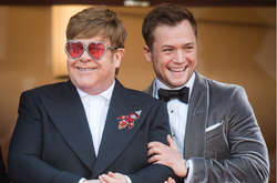 Канны-2019: ошеломительные наряды звезд на премьере фильма «Рокетмен» (фото)