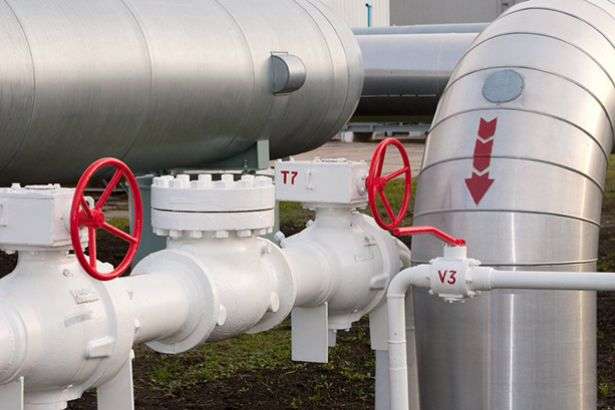 Білорусь призупинила транзит нафти в Україну і Польщу 