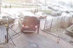 Росгвардія в дії. У мережі глузують з нерозторопних російських силовиків