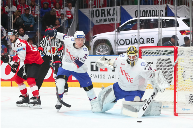 Норвегія виграла матч за життя на чемпіонаті світу з хокею (відео)