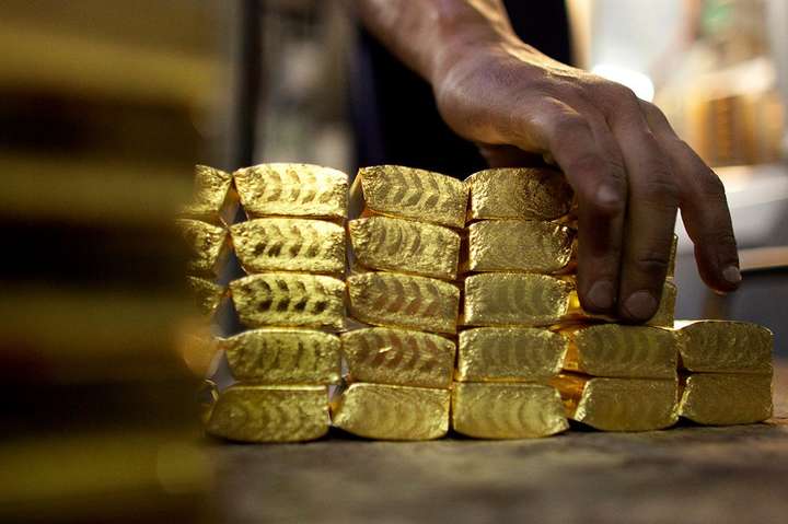 Венесуела за два тижні продала золота в обхід санкцій на $570 млн - ЗМІ