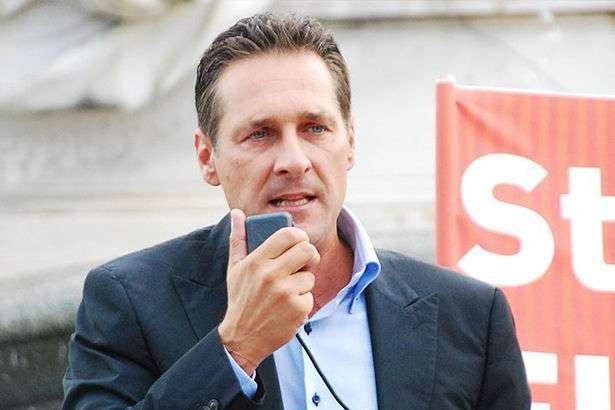 Віце-канцлер Австрії подав у відставку