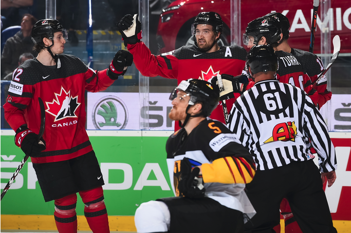 Чемпіонат світу з хокею: Канада розтрощила віце-чемпіонів Олімпіади 8:1 (відео)