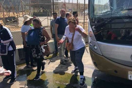 У Єгипті пролунав вибух поруч з туристичним автобусом: біля 20 постраждалих