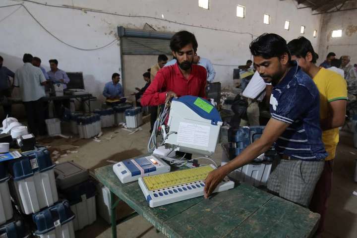 Екзит-поли: на парламентських виборах в Індії перемагає правляча партія