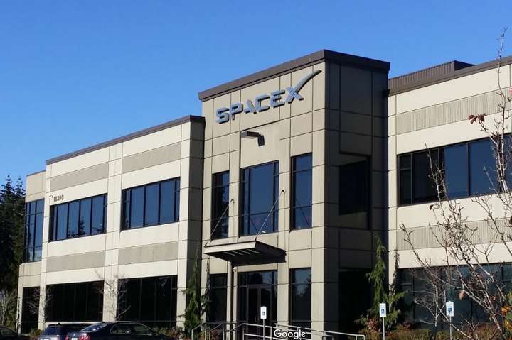 Компанія SpaceX Маска подала судовий позов проти американського уряду