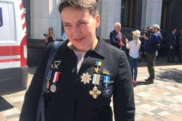 Орденоносна Надія Савченко. Скандальна депутатка вразила всіх на інавгурації (фото)