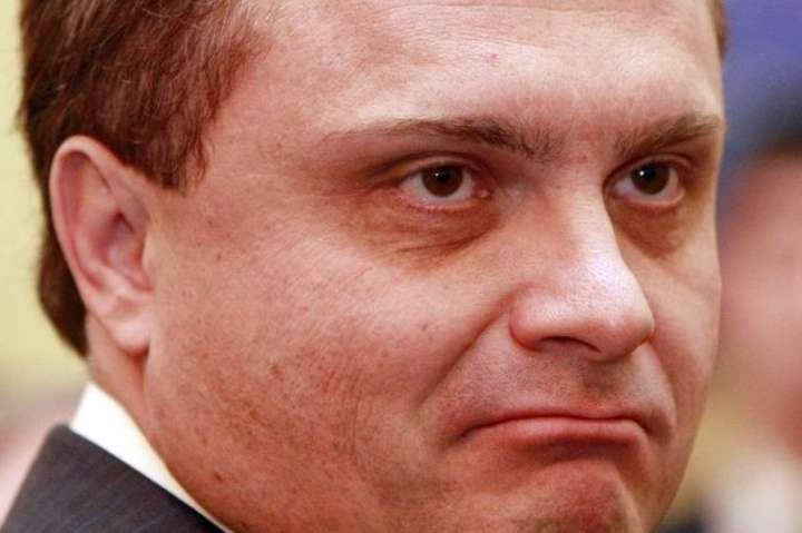 «Інтер» єдиний з усіх великих українських мовників, не показав інавгурацію президента Володимира Зеленського - «Інтер» не показав інавгурацію Зеленського. Льовочкін каже, що не в курсі