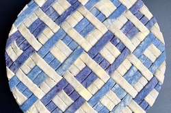 Искусство в кулинарии: девушка превращает пироги в шедевры