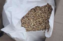 У Києві затримали міжнародну банду на крадіжці горіхів 