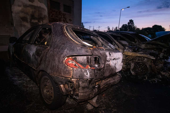 За три місяці у Києві скоєно два десятки підпалів авто