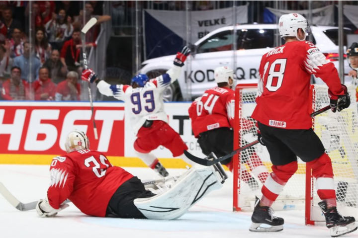 Чеські бомбардири перебили швейцарців на чемпіонаті світу з хокею (відео)