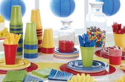 У ЄС перестануть використовувати одноразовий пластиковий посуд з 2021 року