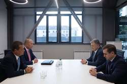 Порошенко зустрівся з лідерами української діаспори: про що йшлося на зустрічі