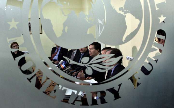 Місія МВФ спростувала чутки про від’їзд та продовжує працювати у Києві