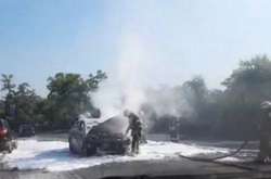 Ліквідація пожежі в іномарці на Володимирському узвозі