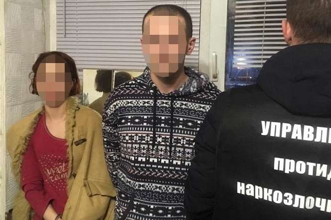 Подружжя наркоторговців постане перед судом у Києві