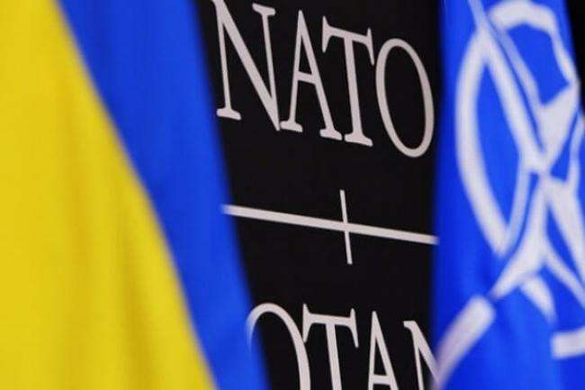 В НАТО назвали 2019 год решающим для Украины