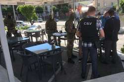  Правоохоронці затримали трьох зловмисників в одному із закладів громадського харчування у Вінниці 