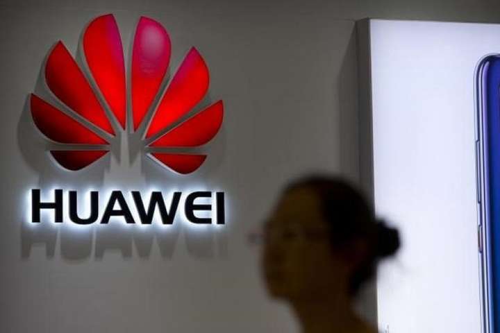 Huawei може перейти на власну операційну систему