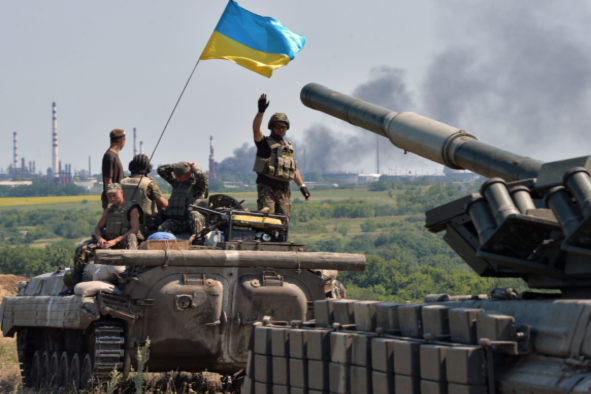 На Донбасі бойовики 10 разів обстріляли українських бійців, є поранений