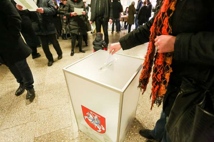 У Литві проходить другий тур виборів президента