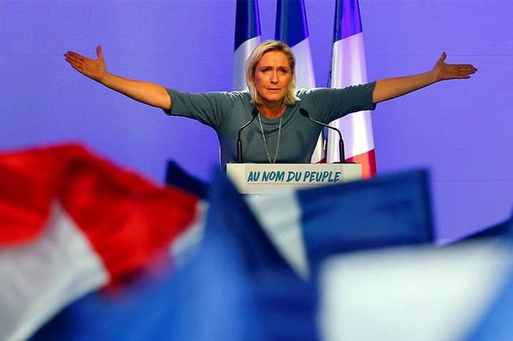 На виборах до Європарламенту у Франції перемогла партія Ле Пен