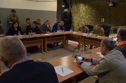 Військовим радникам ОБСЄ показали докази російської агресії на Донбасі