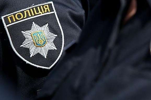 Обріз мисливської рушниці та майже три десятки набоїв вилучили у мешканців Вінницької області