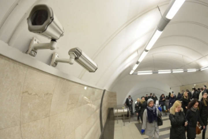 У червні у київській підземці запрацює система відеоспостереження