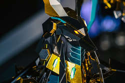 Девушка потратила 1000 часов на создание достаточно реалистичного костюма Анубиса