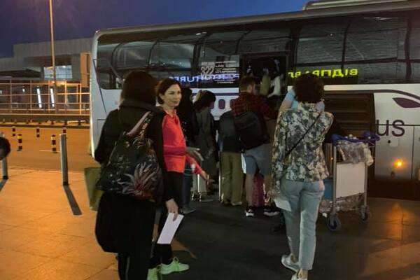 МАУ виплатить компенсацію пасажирам, яких «забули» у «Борисполі» 