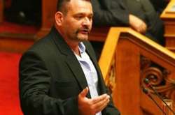   Янніс Лагос є одним з декількох високопоставлених членів ультраправої партії «Золотий світанок»    