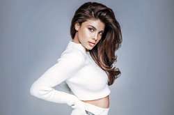 Певица Michelle Andrade расскажет подросткам о менструации