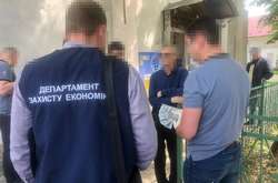 На Львівщині затримали на хабарі посадовця мерії