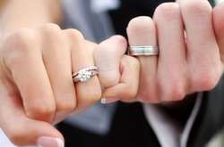 Брак помогает мужчинам жить дольше, но сокращает жизнь женщинам